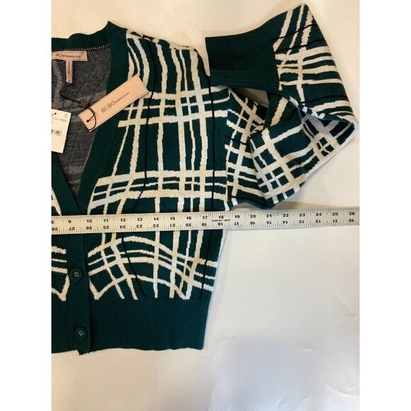 BCBGeneration Cropped Plaid Button Front Cardigan Whimsical Plaid Size M NWT - Picture 12 of 13